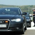 Presretači morali da daju gas: Trojica kažnjena zbog nasilničke vožnje na teritoriji Beograda, vozili preko 200 km/h tamo gde…