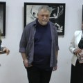 Kultura: Zoran Marković se predstavlja široj javnosti i donira slike za devojčice iz Kragujevca
