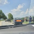Saobraćajna nezgoda na putu Sremska Mitrovica – Manđelos