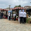 Takmičenje u oravljenju ajvara „Izađi mi na teglu“ danas u Leskovcu