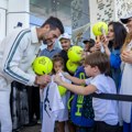 Stigli Đoković i alkaraz - sve je spremno za teniski spektakl! Srbin i Španac se pojavili u Rijadu i oduševili navijače, Novak…