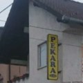 Ljudi moji, kakav je ovo natpis na pekari?! Balkanski humor pokorio internet, ovako nešto je neviđeno! (foto)