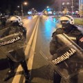 Advokati i opozicija o ponašanju policije kod Banovine: Teška krivična dela pripadnika MUP-a