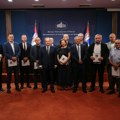 U Vladi Srbije uručeni ugovori za 14 nedovoljno razvijenih opština