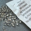 Više ih nikada nećete bacite: Kesice sa gelom iz cipela i patika retko ko čuva, iznenadiće vas da mogu da budu od velike…