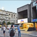 Naprednjaci i prevarena žena