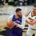 Pobeda Denvera, Jokić besan na sudije, pokazao i deo magije