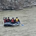 Vatogasci-spasioci i policija tragaju za ženom nestalom u Zapadnoj Moravi