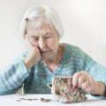 Britanka nekoliko puta ostajala bez penzije: Agencija joj redovno traži da dokaže da nije mrtva