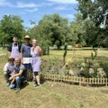 Čačak dobio sunčani vrt diverziteta - U okviru projekta „Niklo kao ja” nastavlja se sadnja urbanih vrtova