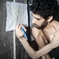 Snimci izgladnelih izrelskih talaca u Gazi izazvali osudu širom sveta