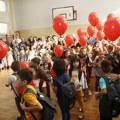 Počela nova školska godina: U klupama od danas 740.000 đaka