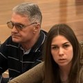 Starleta u rijalitiju smuvala 50 godina starijeg, a SAD zavela penzionera: Objavila vrelu fotku iz kreveta pa poručila: Bilo…