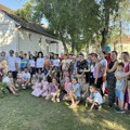 OSMESI, CRTEŽI I DRUŽENJE: Uspešno održan Dečiji letnji bazar u Sremskoj Mitrovici