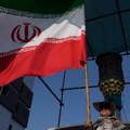 Iran zemljama Persijskog zaliva: Sve vidimo; Izrael: Gradimo prostoriju za vešanje, biće i kabine za gledanje