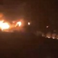 (Video) Supertanker naleteo na minu u Ormuskom moreuz i zapalio se: Pre toga je odjeknula snažna eksplozija
