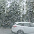 Kiša iz sahare pogodila Niš: Ostavila haos na automobilima, kroz vetrobrane se jedva vidi od prljavštine (foto, video)
