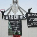 „Palestina će biti slobodna“ na zgradi parlamenta Australije: Protest zbog suspenzije senatorke