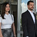 Kao sav običan svet: Ćerka predsednika Crne Gore krenula u prvi razred, mama i tata je ispratili u školu