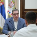 Jedini Vučićev student Miloš Pavlović izmislio novu reč – „izložavali“: Vučićev izraz lica sve govori VIDEO