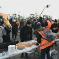 Stotine traktora prošlo pariskim avenijama u znak protesta zbog sporazuma EU sa Južnom Amerikom