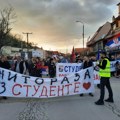Policija u Žitorađi od jutros saslušava građane zbog bacanja jaja na zgradu Opštine i prostorije SNS-a