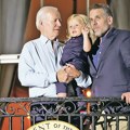 Ef-Bi-Aj: Džo Bajden i njegov sin Hanter dobili 10 miliona dolara od ukrajinskog oligarha