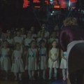 Prelepa scena na početku Zvezdinog meča u Nišu: Deca iz lokalnog hora pevala "Bože pravde"