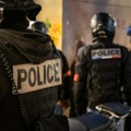 Naoružani muškarac pokušao da zapali sinagogu: Užas u Francuskoj, policija ga ubila kad je krenuo na njih