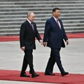 Си и Путин у загрљају против Запада