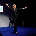 Le Pen: Makronov tabor skoro potpuno uništen