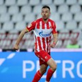 Najtrofejniji fudbaler odlazi iz Zvezde, ali ostaje u Srbiji