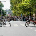 Protest ispred gimnazije zbog imenovanja nove v.d. direktorke