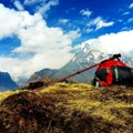 VIDEO: Dronovi čiste Mont Everest od silnog smeća koje ostavljaju planinari