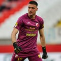 Golman Vojvodine bi mogao da zameni Zidana