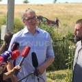 Vučić posetio Donji Malovan: Sve srpsko je spaljeno i srušeno, teško je ovde biti Srbin