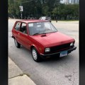 Ovaj Yugo iz Čikaga je najpopularniji automobil na internetu, a shvatićete i zašto kada mu vidite tablice