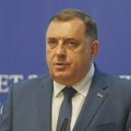 Dodik posle glasanja u konzulatu u Banjaluci: Stabilna Srbija je naš narodni interes