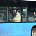 Teško povređena devojčica kad je autobus naglo zakočio