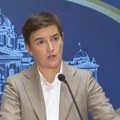 "Svi cvjetovi ostaće bez glava da bi bili sa travom u skladu" Originalan odgovor Ane Brnabić na aktuelnu borbu opozicije…