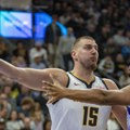 Jokić lagano ubacio 30, ali nije stigao legendu VIDEO