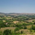 U ovom selu vikendice samo niču! Cena jednog ara premašuje i hiljadu evra (Foto)