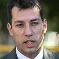 Narodni poslanik Dobrica Veselinović dobio kaznu zbog blokiranja Francuske ulice hodanjem preko pešačkog prelaza