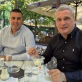 Idemo u nove u pobede: Nasmejan i zdrav gradonačelnik Čačka uspešno se oporavlja - ovo je njegova prva slika nakon dužeg…