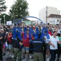 Апсолутно немоћна мала група блокадерских екстремиста у Чачку доживела потпуни фијаско: Када нису могли да спрече народ да…