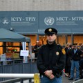 Previranja u Hagu: Klintonova teška artiljerija brani sebe, a Trampova Amerika „bira“ – Tačija