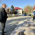 Sremska Mitrovica obeležila 81 godinu od oslobođenja: Gradonačelnik Nedimović položio venac herojima