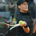 Poznato je kad se nastavlja duel Sinera i Medvedeva