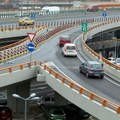Autobus se zapalio na Gazeli, saobraćaj otežan
