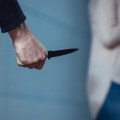 Oborio ženu na zemlju, izbo je po vratu i leđima, pa pobegao: Optužen za pokušaj ubistva u Beogradu